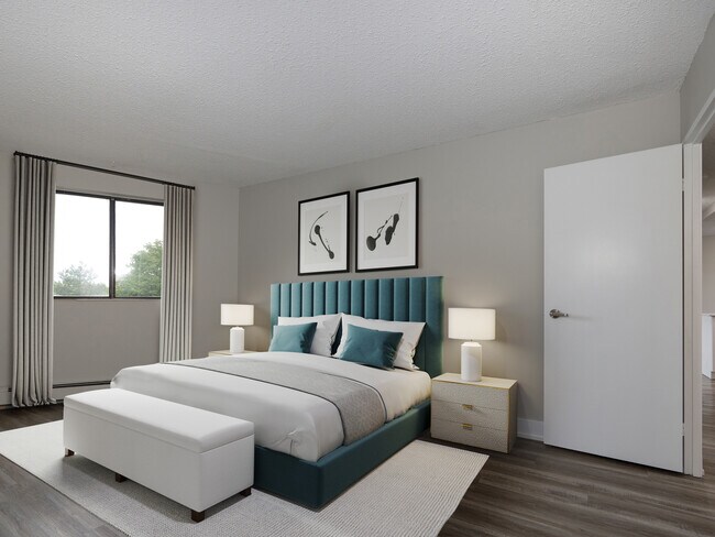 Building Photo - 110 Highview Avenue East