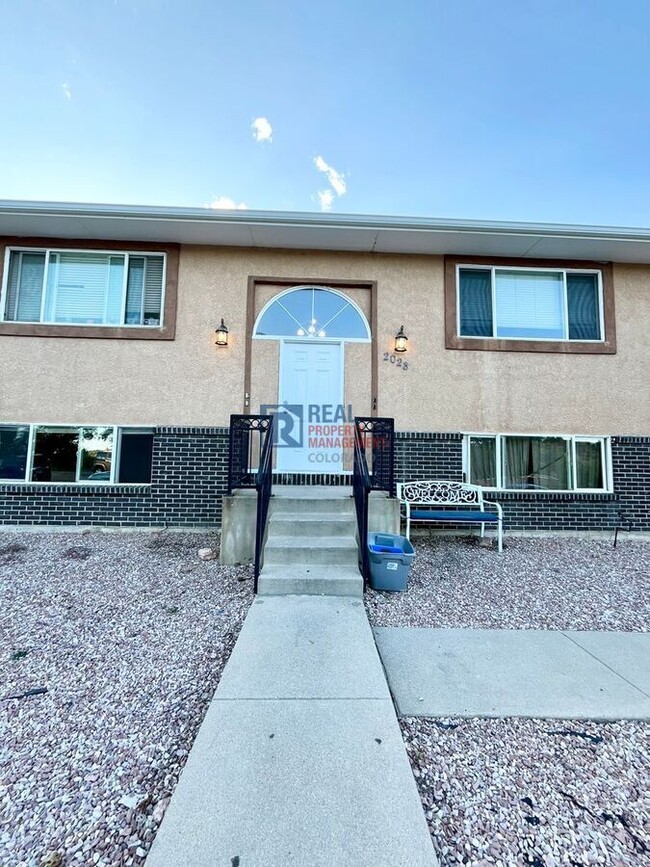 Foto del edificio - 2028 Friendship Pl