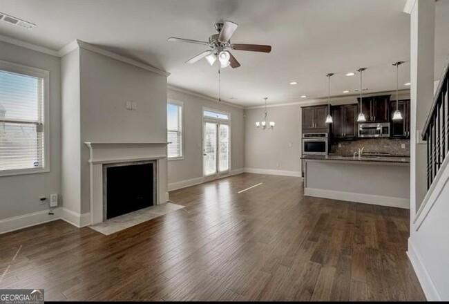 Building Photo - 5130 Austrian Pine Ct