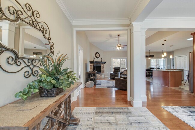 Foto del edificio - 513 Tanasi Cir