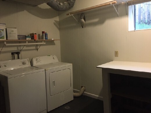 Building Photo - Duplex