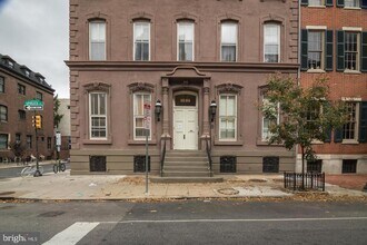 Building Photo - 1035 Spruce St