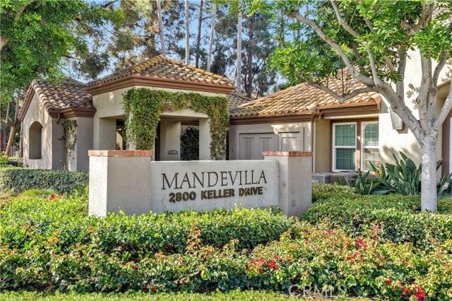 Primary Photo - 2800 Keller Dr