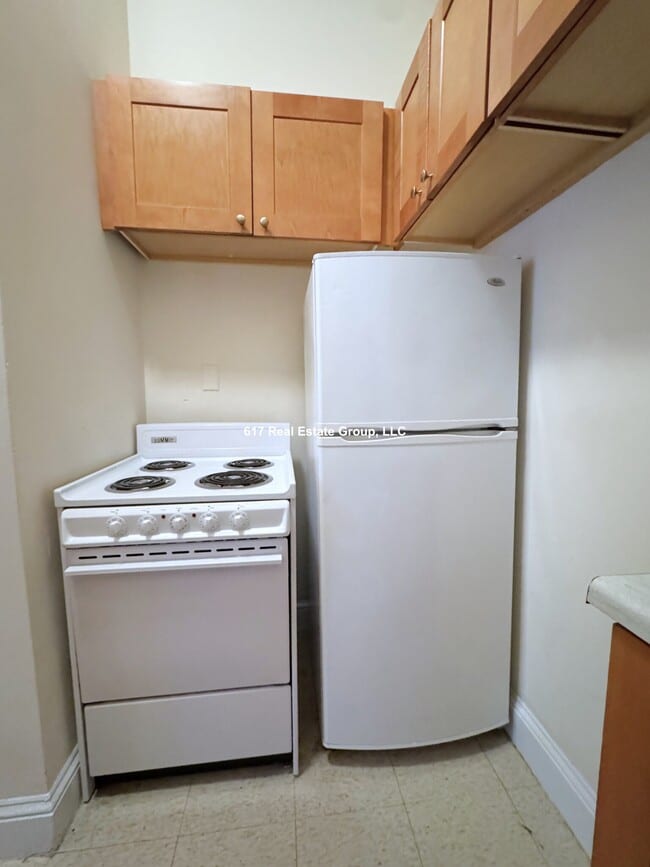 Building Photo - 29 Park Dr