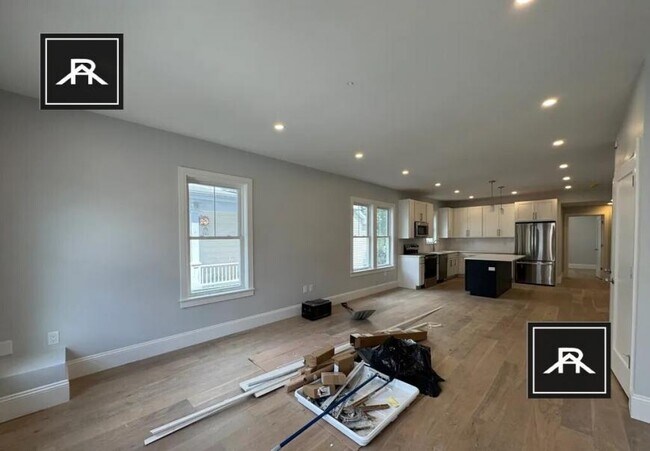 Building Photo - 3 bedroom in Brighton MA 02135