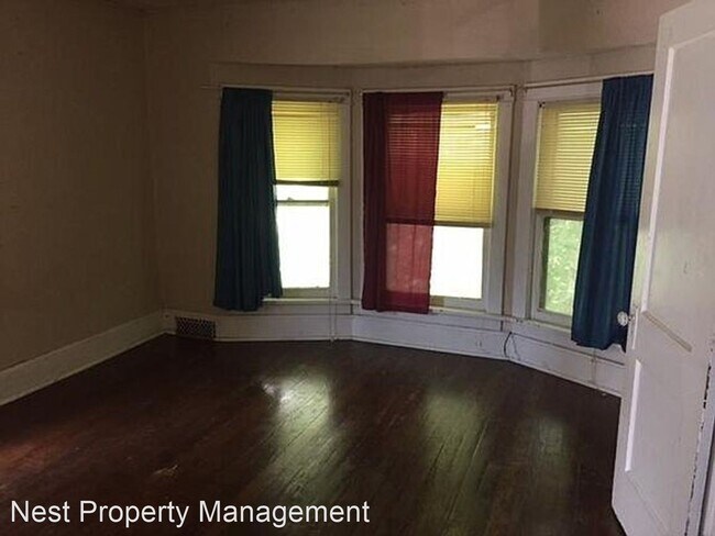 Building Photo - 3 br, 2 bath House - 330 Orchard Ct