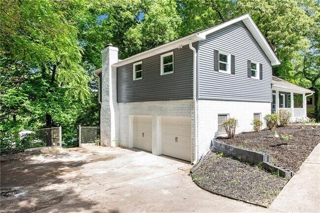 Building Photo - 2991 Wood Forest Rd