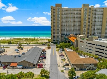 Building Photo - Emerald Bay Apartments