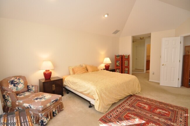 Foto del edificio - 216 Turlington Ct