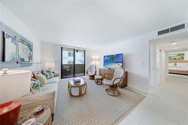 Foto del edificio - 1621 Collins Ave
