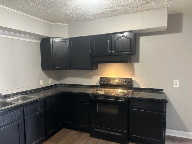 Foto del edificio - 1105 Sparks Rd