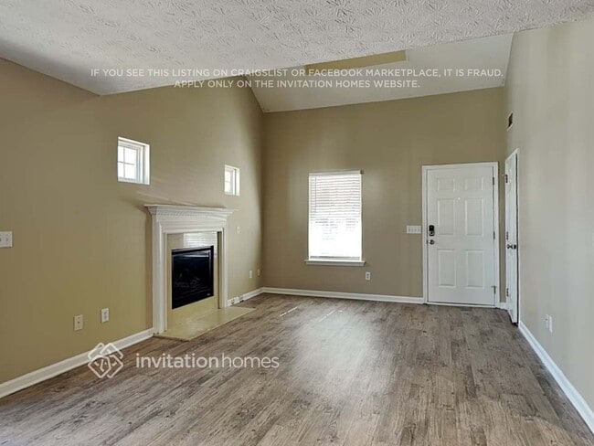 Building Photo - 252 Silver Ridge Dr