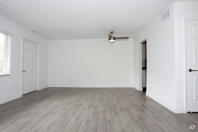 Foto del edificio - 125 NE 26th St