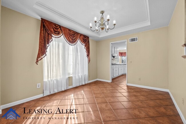 Building Photo - 28801 Shadow Valley Ln