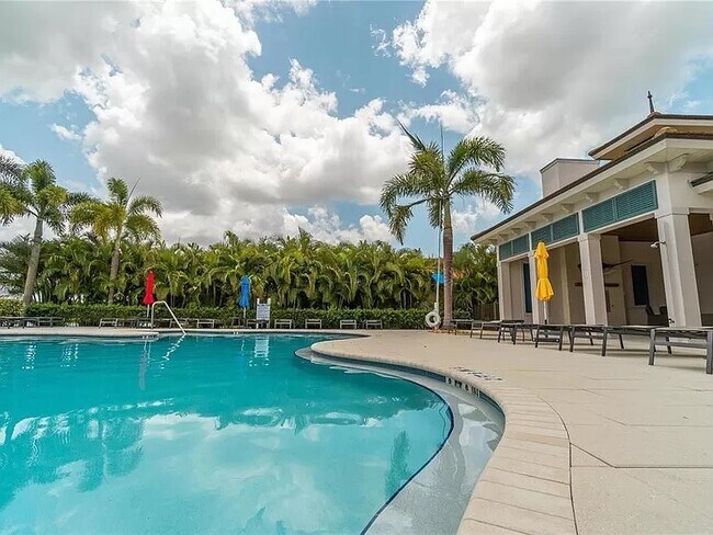 Foto del edificio - 19321 Nearpoint Dr