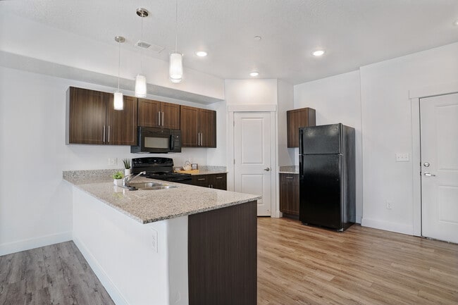 Building Photo - Mill Point