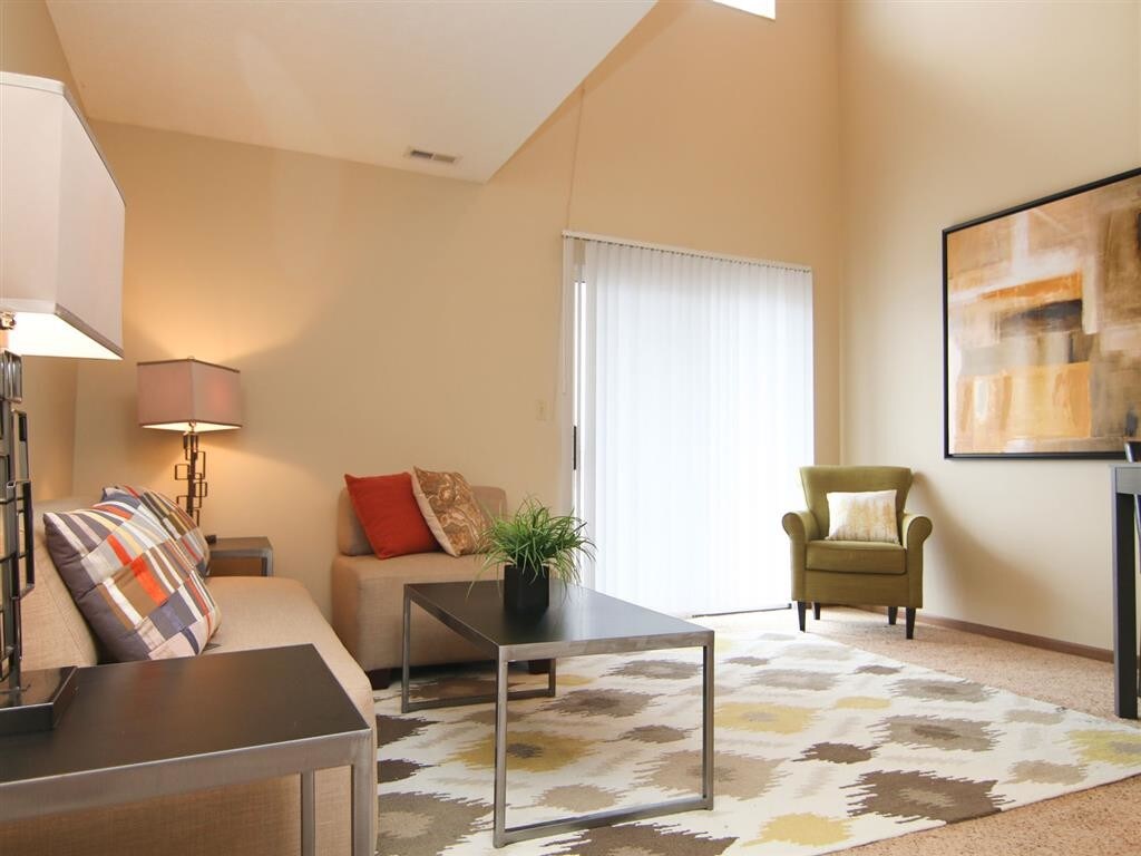 Pine Lake Heights Apartments 7015 S 38th St Lincoln, NE