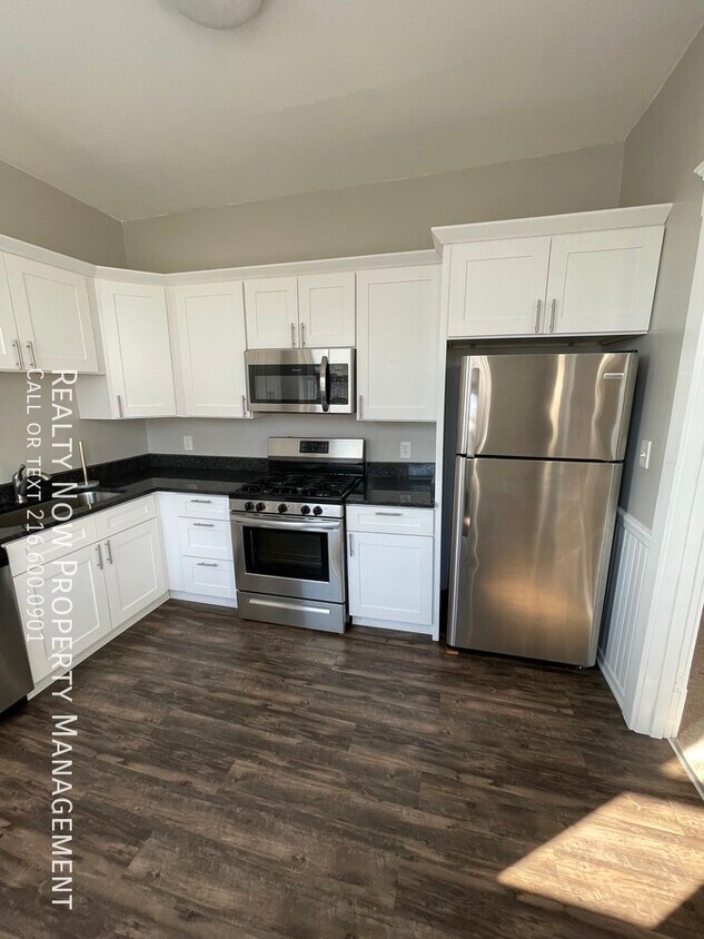 Foto principal - 4088 Erie St