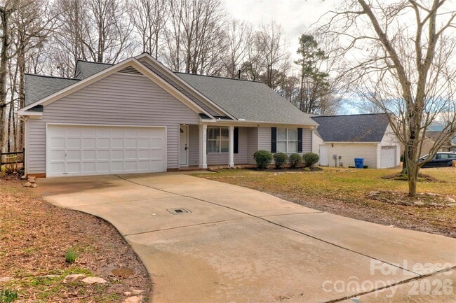 Building Photo - 729 Rebecca Jane Dr