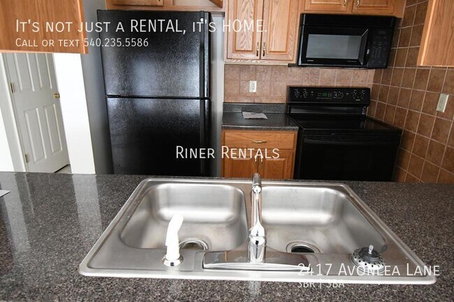 Foto del edificio - 2417 Avonlea Ln