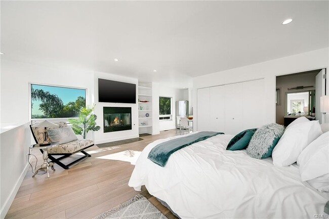 Foto del edificio - 24764 W Saddle Peak Rd