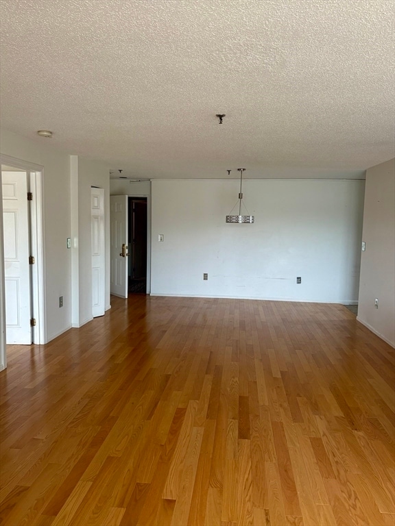 Building Photo - 3920 Mystic Valley Pkwy