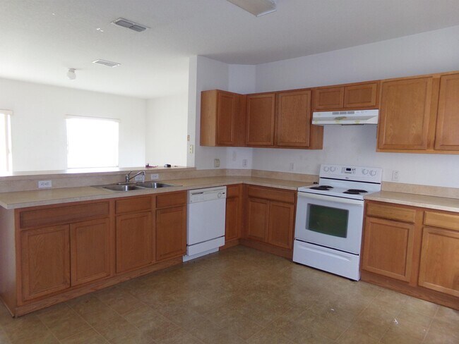 Building Photo - 1003 Cumberland Dr