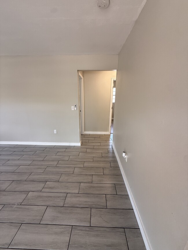 Building Photo - 9251 Adler St