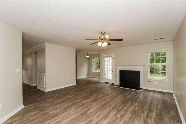Building Photo - 6015 Kahiti Trace