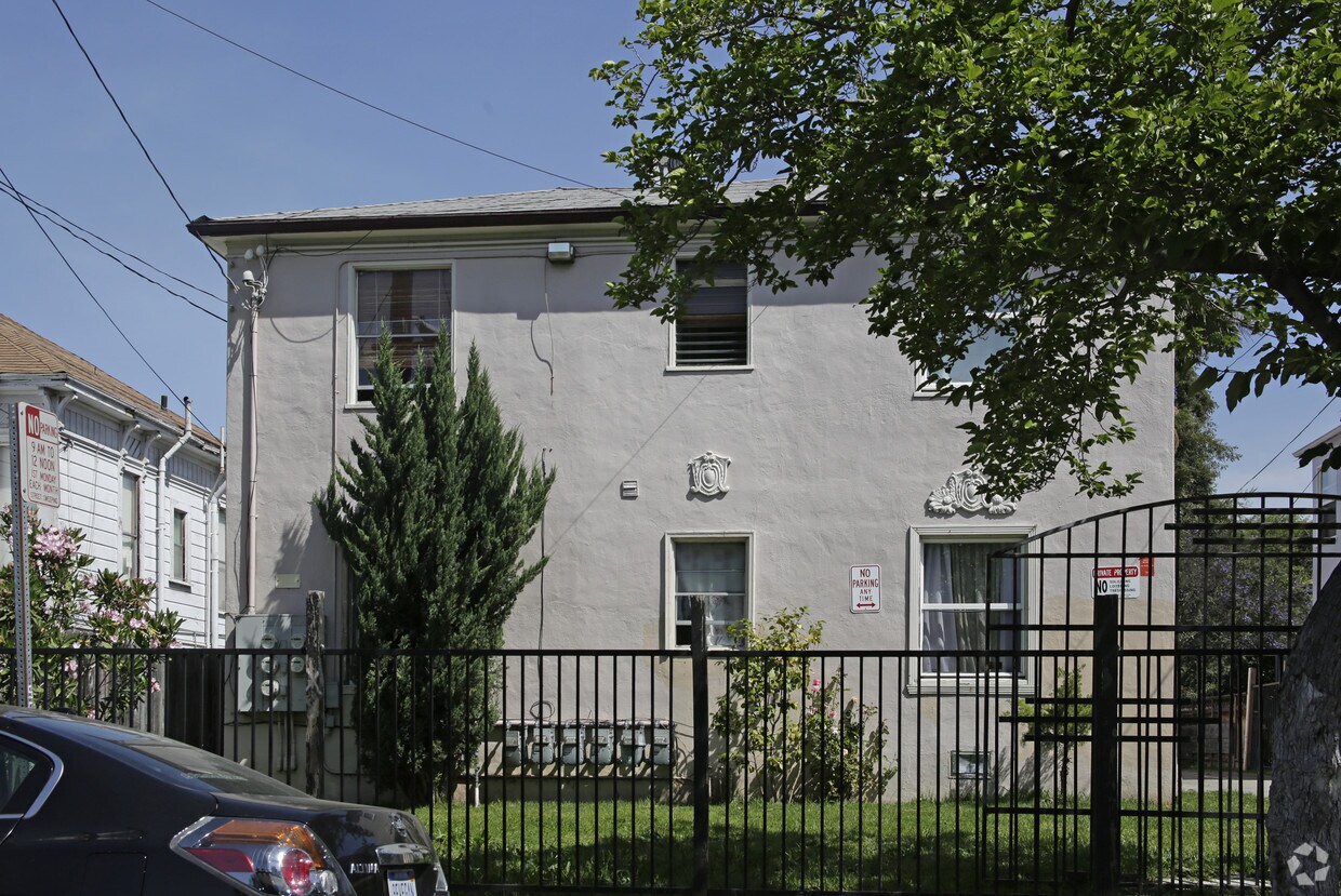 Building Photo - 1521-1523 Fairview St