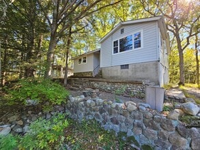 Building Photo - 2826 US-209