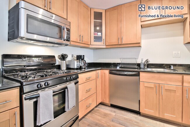 Foto del edificio - 564 Channing Ave
