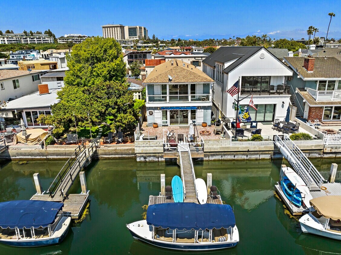 4007 Marcus Ave Unit A, Newport Beach, CA 92663 Condo for Rent in