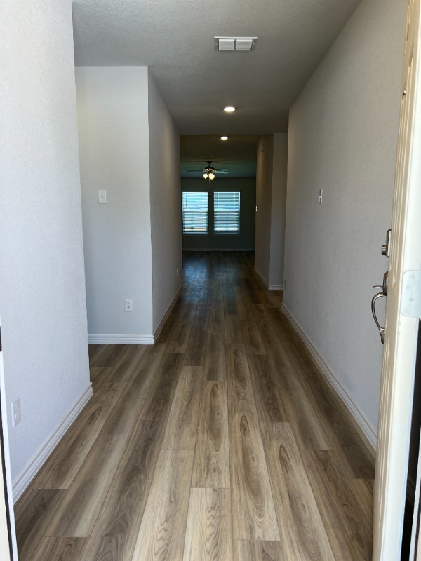 Building Photo - 10905 Hollister Ln