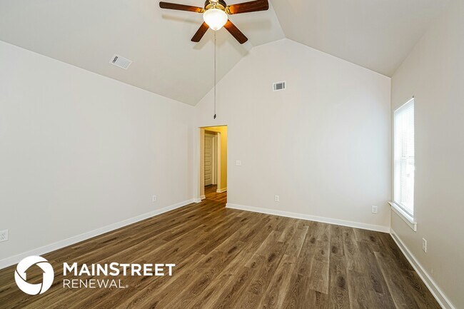 Foto del edificio - 576 Kincaid Cove Ln