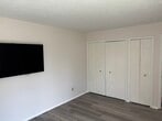 Primary Photo - 250 Deepwood Dr