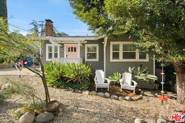 Building Photo - 6031 Mesa Ave