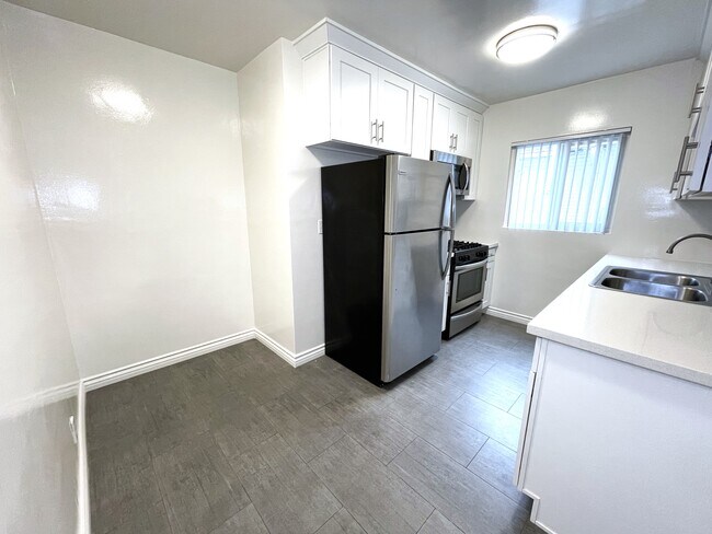 Building Photo - 3635 Westwood Blvd