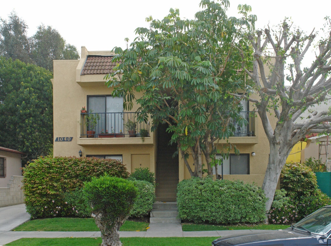 Building Photo - 1040 S Corning St