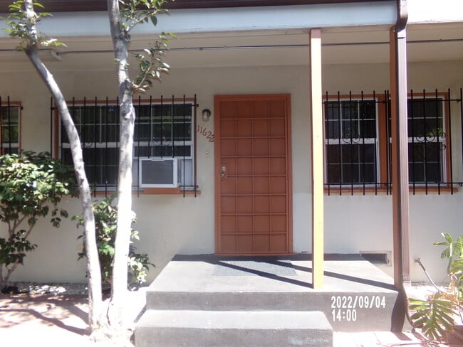 Building Photo - 11618 Riverside Dr