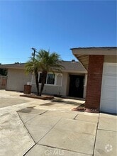 Building Photo - 1341 Hartview Ave