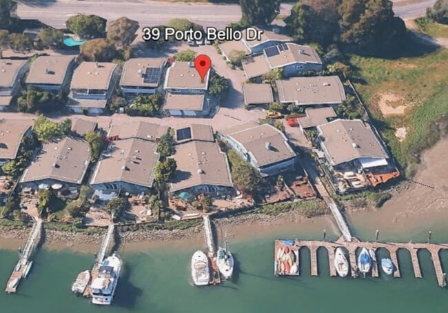 Photo - 39 Porto Bello Dr House