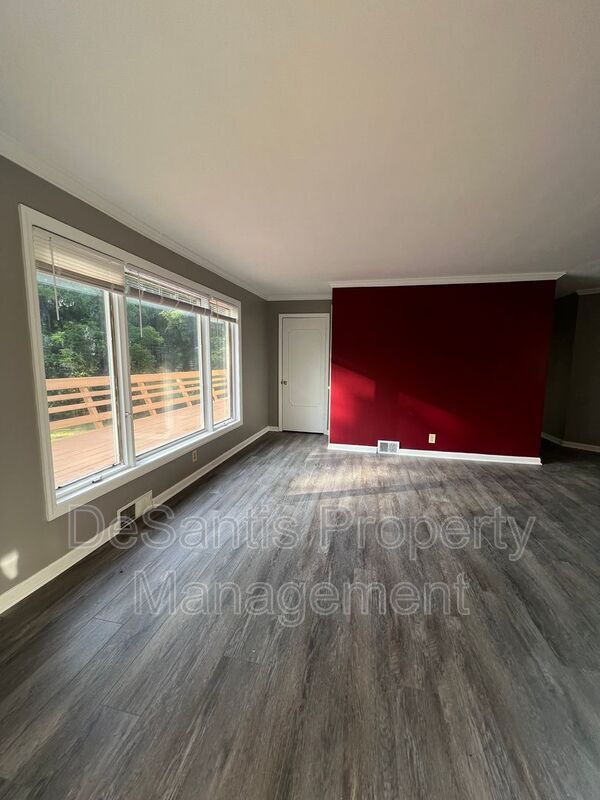 Building Photo - 20825 Rte 19