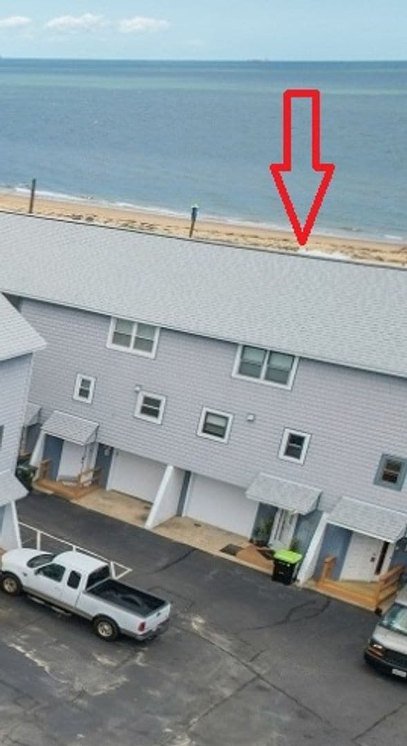 Building Photo - 2100 E Ocean View Ave