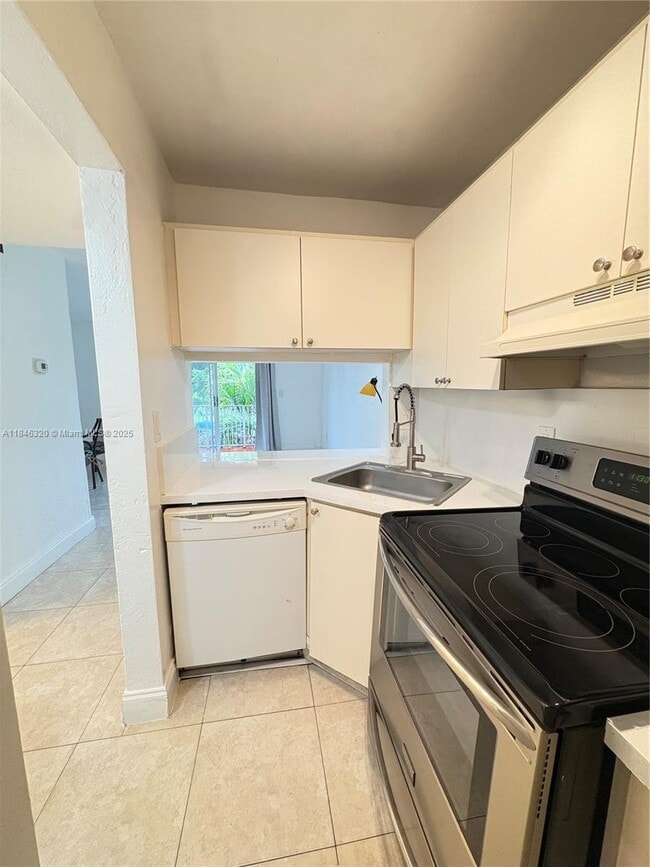 Building Photo - 7403 SW 82nd St