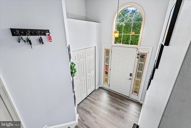 Building Photo - 506 Ben Neuis Pl