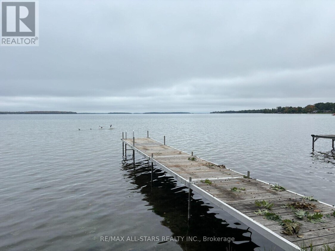Photo principale - 2999 Lakeside Dr
