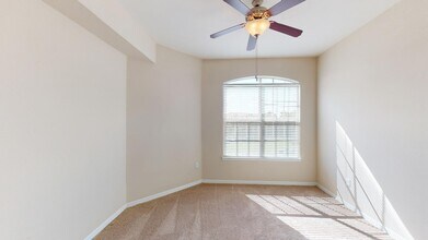 Interior Photo - Andover Place at Cross Creek
