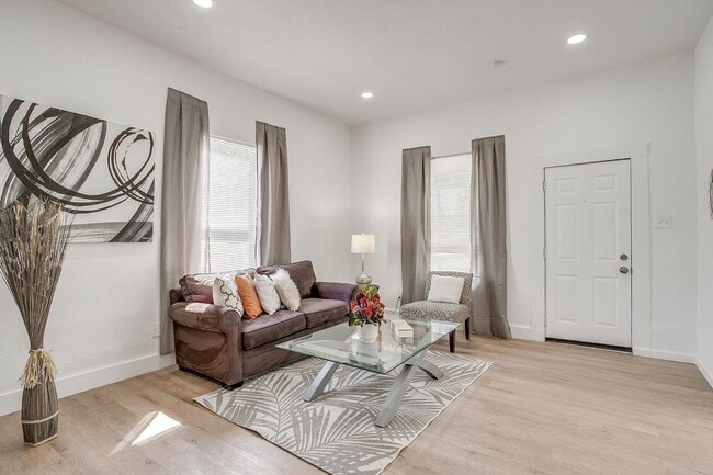 Foto del edificio - 712 W Butler St