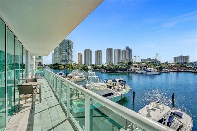 Foto del edificio - 400 Sunny Isles Blvd